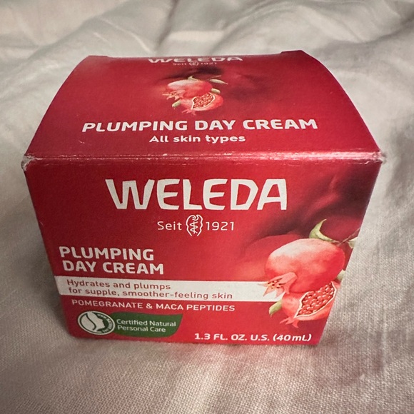 Nib!!!! New.. Weleda Face Care Plumping Day Cream, 1.3 Fluid Ounce, - Picture 1 of 8